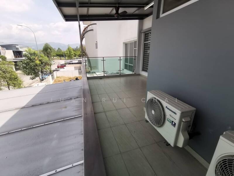 2-storey Terraced House for Sale in Semenyih (Selangor) - Juan Rui Chai - Balcony - PropertyGuru.com.my