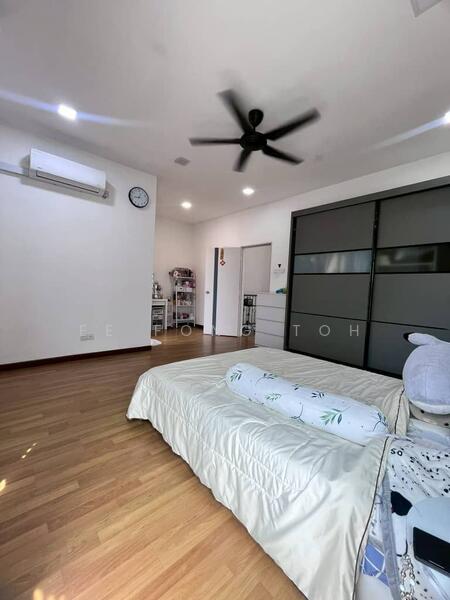 Cluster House for Sale in Taman Kempas Indah (Tebrau) - Ee Fong Toh - Bedroom - PropertyGuru.com.my