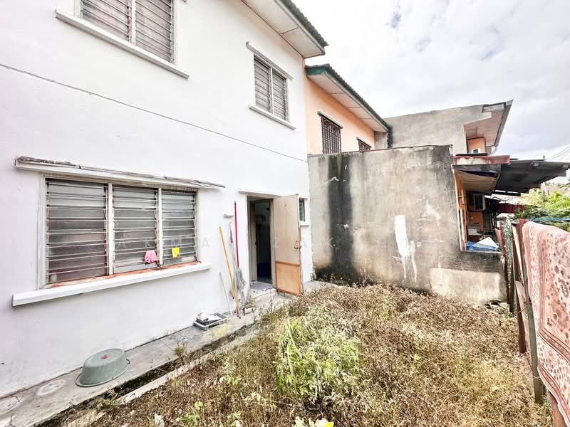 2-storey Terraced House for Sale in Taman Sri Haneco (Semenyih) - Akmal Zakaria - Exterior - PropertyGuru.com.my