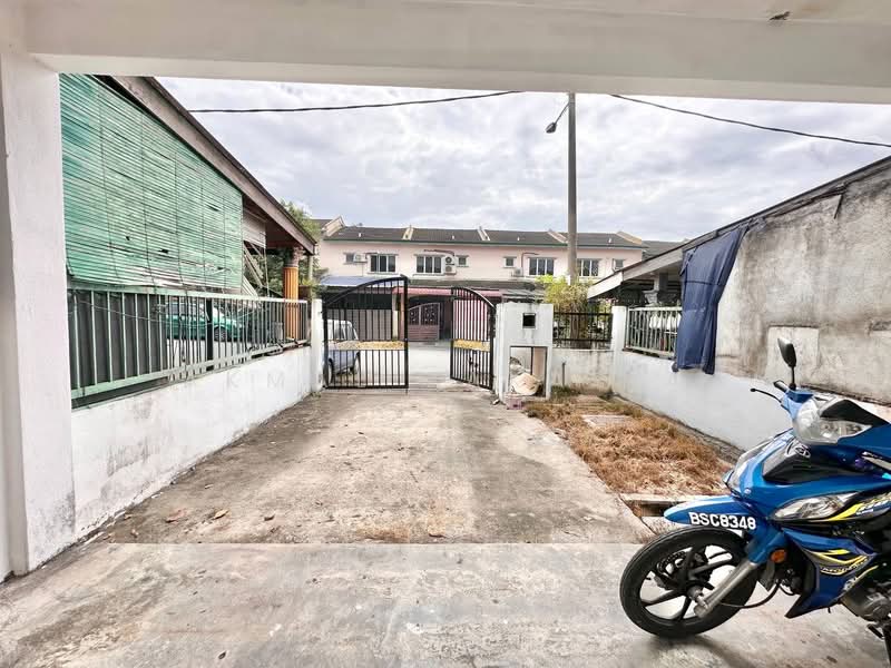 2-storey Terraced House for Sale in Taman Sri Haneco (Semenyih) - Akmal Zakaria - PropertyGuru.com.my
