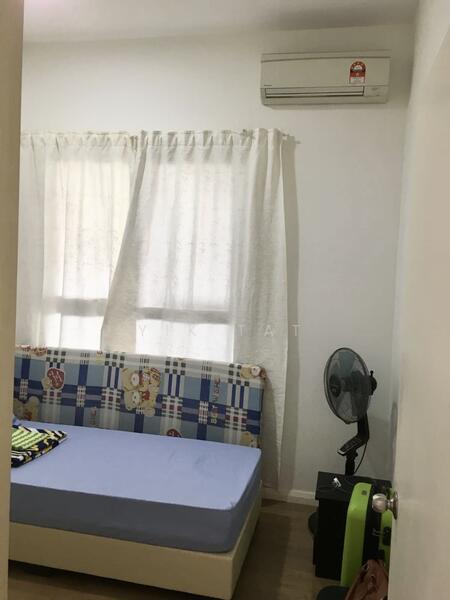 Condominium for Sale at The WaterEdge (Pinggiran Air) - Yik Tat - Bedroom - PropertyGuru.com.my
