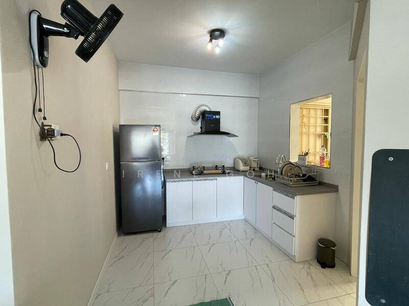 Condominium for Rent at Gold Coast Resort Condominium - Irene Goh - Kitchen - PropertyGuru.com.my