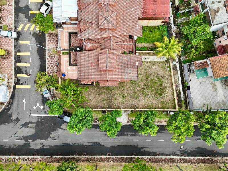 CORNER LOT Double Storey, Taman Bukit Subang untuk Untuk Dijual - RM 1,200,000, Mac 2026 - Exterior - PropertyGuru.com.my