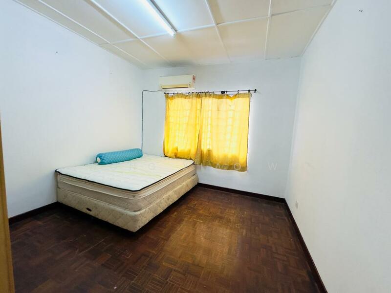 Rumah Teres 2 Tingkat untuk Dijual di Bandar Country Homes (Rawang) - Kwong Xiao Wei - Bedroom - PropertyGuru.com.my