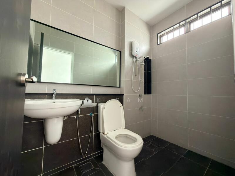 2-storey Terraced House for Sale in Elmina (Shah Alam) - CK Sam - Bathroom - PropertyGuru.com.my