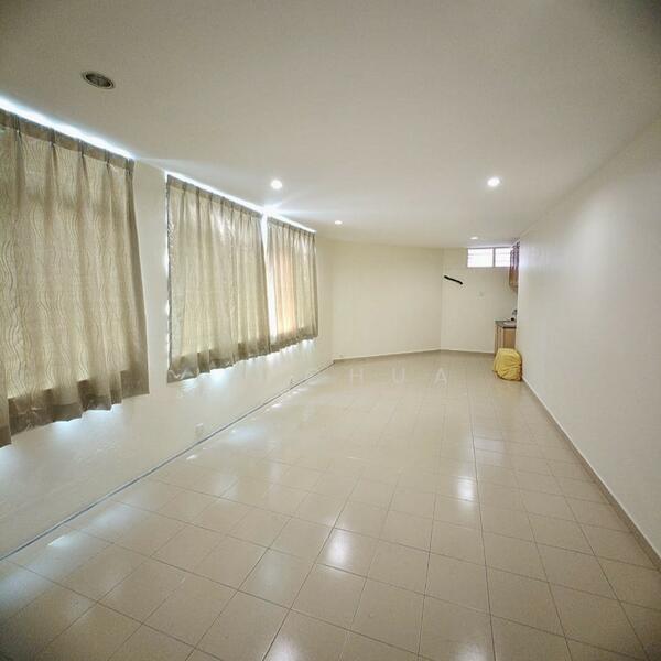 1st Floor Shop @ Butterworth untuk Untuk Disewa - RM 1,600 /bulan, Apr 2026 - Interior - PropertyGuru.com.my