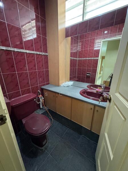 1st Floor Shop @ Butterworth untuk Untuk Disewa - RM 1,600 /bulan, Apr 2026 - Bathroom - PropertyGuru.com.my