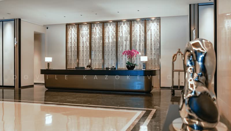 Servis Apartment untuk Disewa di Crown Residences @ Pavilion Damansara Heights - Dovile Kazokeviciute - Lobby - PropertyGuru.com.my