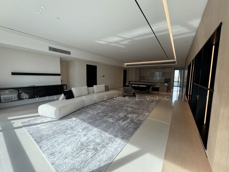Kediaman Servis untuk Disewa di Crown Residences @ Pavilion Damansara Heights - Dovile Kazokeviciute - Living Room - PropertyGuru.com.my