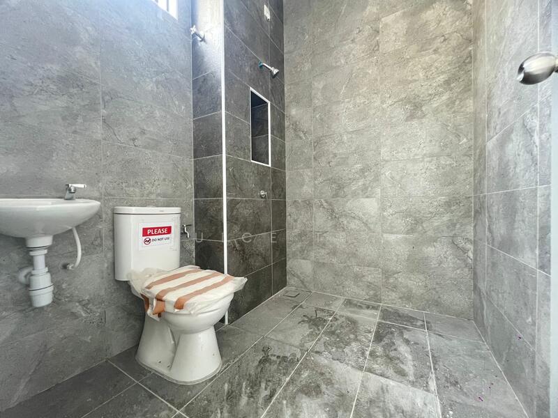 Bukit Indah Bukit Indah untuk Untuk Dijual - RM 900,000, Mac 2026 - Bathroom - PropertyGuru.com.my