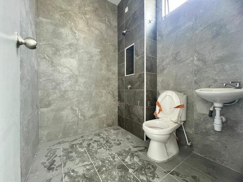 Bukit Indah Bukit Indah untuk Untuk Dijual - RM 900,000, Mac 2026 - Bathroom - PropertyGuru.com.my