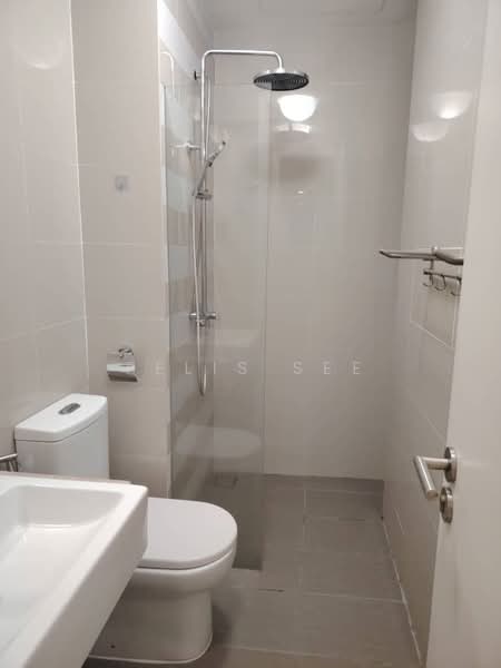 Servis Apartment untuk Disewa di South View - Felis See - Bathroom - PropertyGuru.com.my