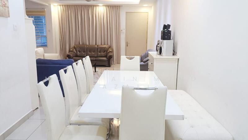 2-storey Terraced House for Sale in Seremban 2 (Negeri Sembilan) - Nurul Ain Mohd Razali - Living Room - PropertyGuru.com.my