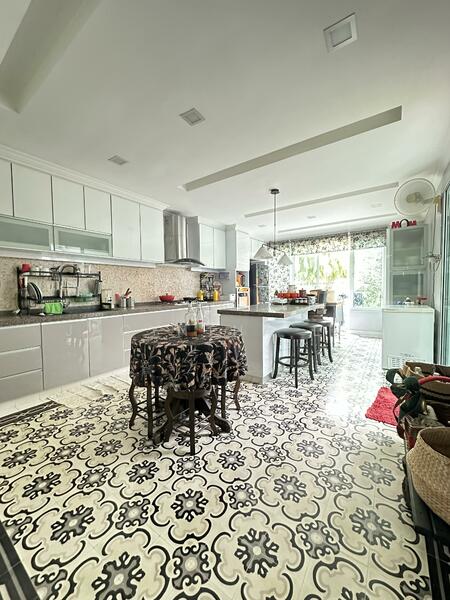 Untuk Dijual - Sungai Ara