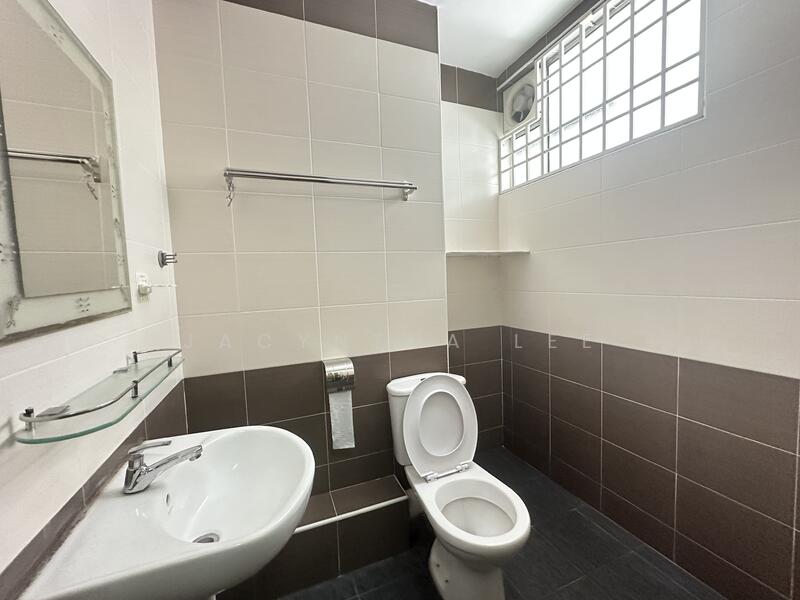 2-storey Terraced House for Sale in Sungai Ara (Penang) - Jacyntha Lee - PropertyGuru.com.my