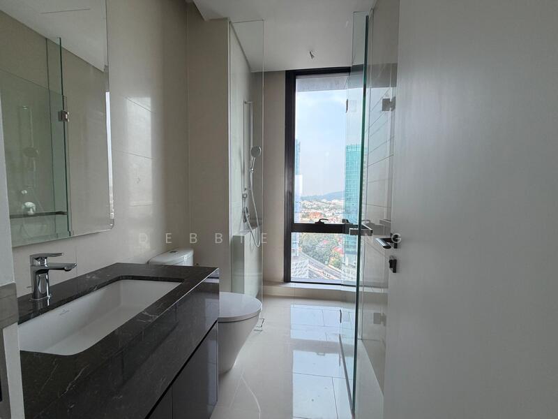 Servis Apartment untuk Dijual di Pavilion Damansara Heights - Debbie Wong - Bathroom - PropertyGuru.com.my