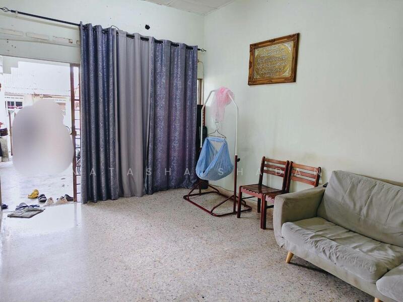 1-storey Terraced House for Sale in Taman Sri Wangi (Kapar) - Natasha Shadan - Living Room - PropertyGuru.com.my