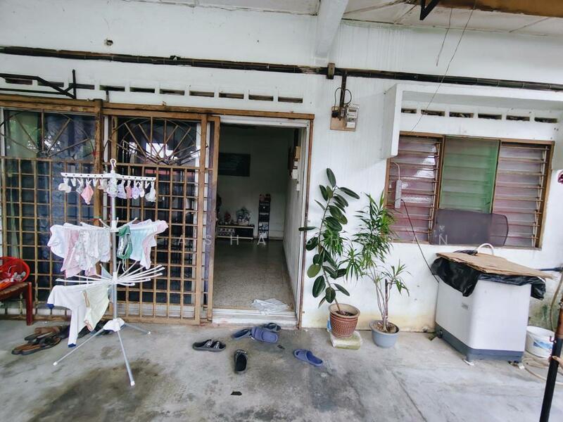 1-storey Terraced House for Sale in Taman Sri Wangi (Kapar) - Natasha Shadan - Exterior - PropertyGuru.com.my