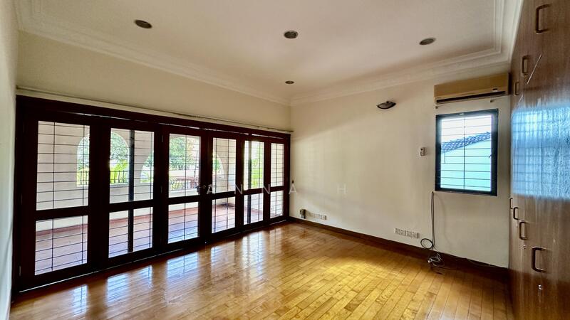 Rumah Banglo untuk Dijual di Bangsar (Kuala Lumpur) - Anna H - Balcony - PropertyGuru.com.my