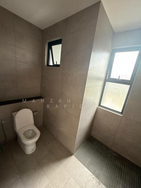 Terraced House for Sale in Sungai Buloh (Selangor) - Mahzah Mohd Rapiee - Bathroom - PropertyGuru.com.my