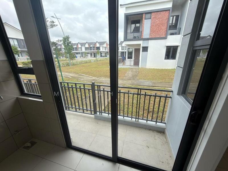 Terraced House for Sale in Sungai Buloh (Selangor) - Mahzah Mohd Rapiee - Exterior - PropertyGuru.com.my