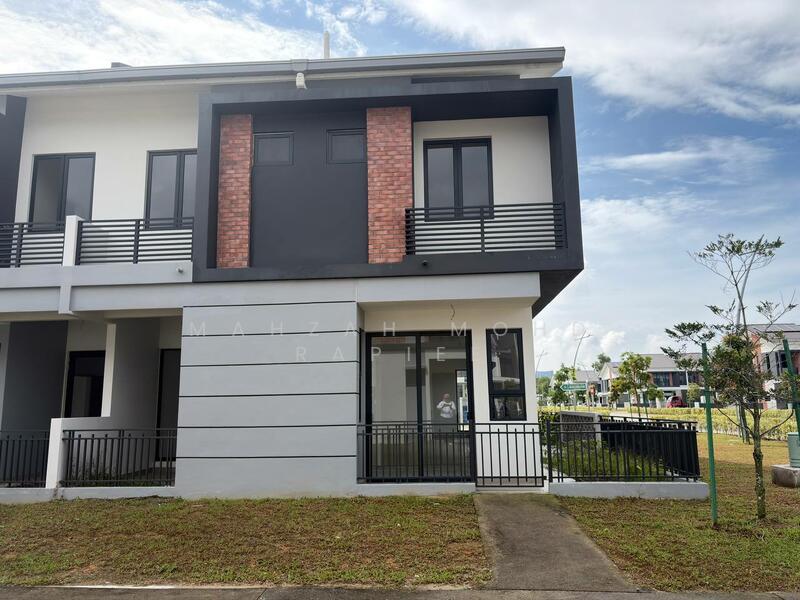Terraced House for Sale in Sungai Buloh (Selangor) - Mahzah Mohd Rapiee - Exterior - PropertyGuru.com.my