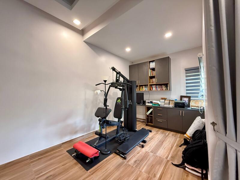 2-storey Terraced House for Sale in Denai Alam (Shah Alam) - Loharaj . - PropertyGuru.com.my