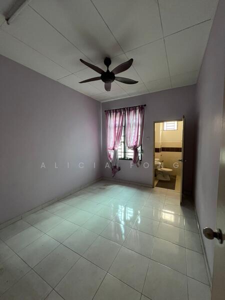 Rumah Teres 2 Tingkat untuk Dijual di Taman JP Perdana (Johor Bahru) - Alicia Fong - Bedroom - PropertyGuru.com.my