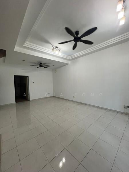 Rumah Teres 2 Tingkat untuk Dijual di Taman JP Perdana (Johor Bahru) - Alicia Fong - Living Room - PropertyGuru.com.my