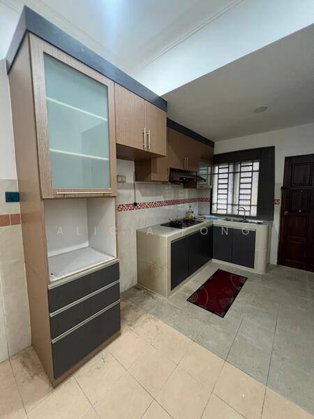 Rumah Teres 2 Tingkat untuk Dijual di Taman JP Perdana (Johor Bahru) - Alicia Fong - Kitchen - PropertyGuru.com.my