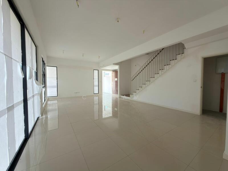 2-storey Terraced House for Sale in Kota Emerald (Rawang) - CK Sam - Living Room - PropertyGuru.com.my