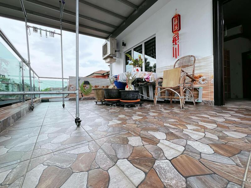 2-storey Terraced House for Sale in Bandar Puteri (Klang) - AJ Devan - Balcony - PropertyGuru.com.my