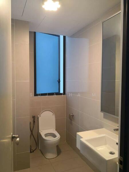 Service Residence for Rent at KL Gateway Residences - Sujatha M - Bathroom - PropertyGuru.com.my