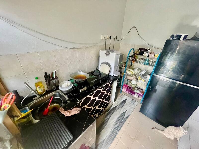 Taman Puncak Jalil untuk Untuk Dijual - RM 470,000, Mac 2026 - Kitchen - PropertyGuru.com.my