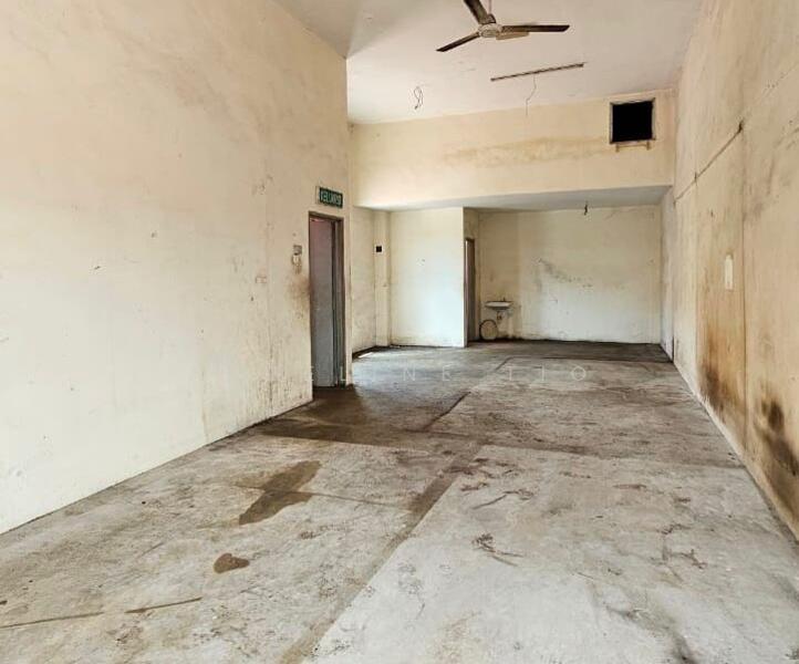1.5 storey Semi-D factory warehouse at Asas Jaya near Permatang Tinggi untuk Untuk Disewa - RM 8,500 /bulan, Feb 2026 - Interior - PropertyGuru.com.my