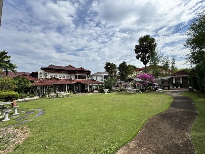 Bungalow for Sale in Country Heights (Kajang) - Adzura Zamedin - Exterior - PropertyGuru.com.my