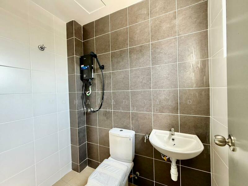 Jenderam Hilir untuk Untuk Dijual - RM 321,400, Apr 2026 - Bathroom - PropertyGuru.com.my