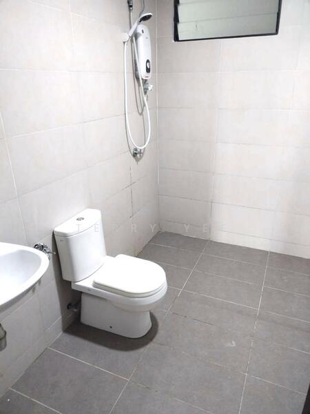 Condominium for Sale at Ken Rimba Condominium 1 - Terry Yee - Bathroom - PropertyGuru.com.my
