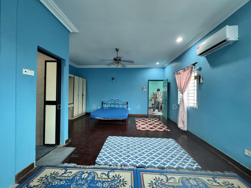 Rumah Berkembar untuk Dijual di Seksyen 3 (Bangi) - Adzura Zamedin - PropertyGuru.com.my