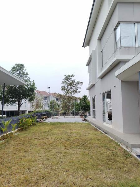 3-storey Terraced House for Sale in Batu Arang (Selangor) - Evelyn Khoo - Exterior - PropertyGuru.com.my