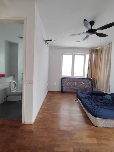 3-storey Terraced House for Sale in Batu Arang (Selangor) - Evelyn Khoo - Room - PropertyGuru.com.my