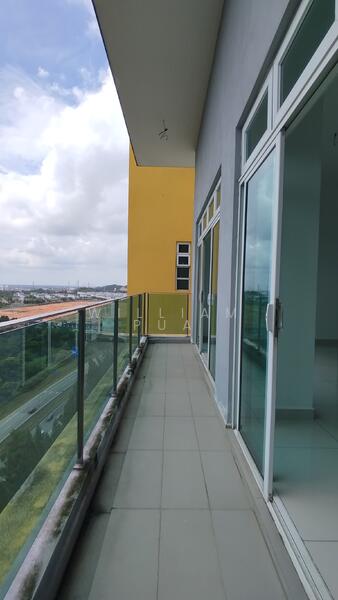 Condominium for Sale at D'Suites Akasia Horizon @ Horizon Hills - William Pua - Balcony - PropertyGuru.com.my