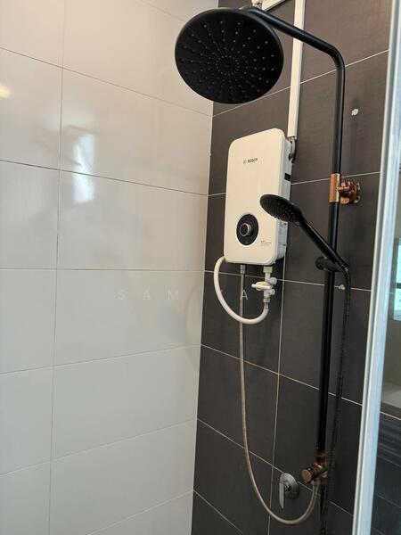 Apartment for Rent at D'Lagoon Luxury Apartment - Sam Yap - Bathroom - PropertyGuru.com.my