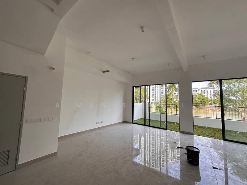 Semi-Detached House for Sale in Cyber 10 (Cyberjaya) - Aiman Samsul - Living Room - PropertyGuru.com.my