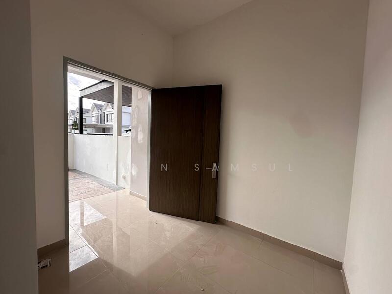 Semi-Detached House for Sale in Cyber 10 (Cyberjaya) - Aiman Samsul - Interior - PropertyGuru.com.my