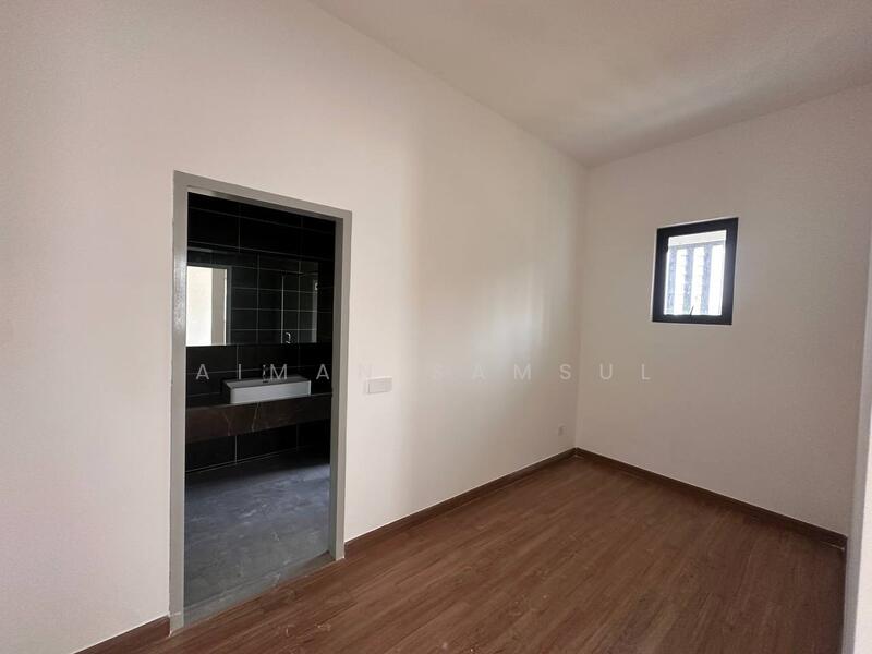 Semi-Detached House for Sale in Cyber 10 (Cyberjaya) - Aiman Samsul - Interior - PropertyGuru.com.my