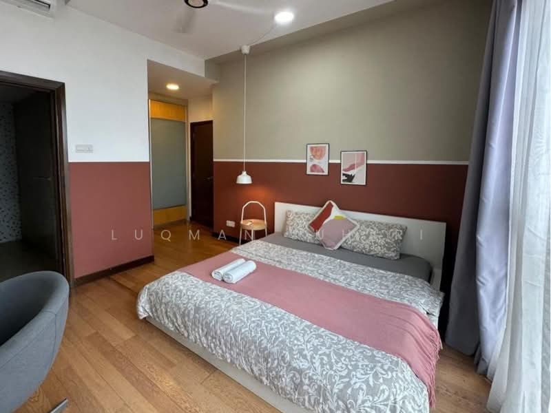 Regalia Residence untuk Untuk Dijual - RM 699,000, Apr 2026 - Bedroom - PropertyGuru.com.my