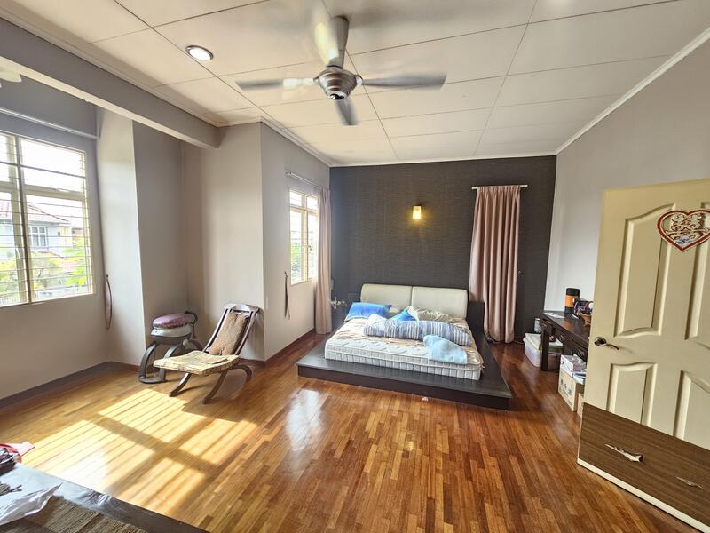 Bukit Jelutong untuk Untuk Dijual - RM 1,550,000, Feb 2026 - Bedroom - PropertyGuru.com.my