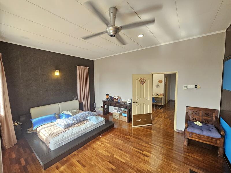 Bukit Jelutong untuk Untuk Dijual - RM 1,550,000, Feb 2026 - Bedroom - PropertyGuru.com.my