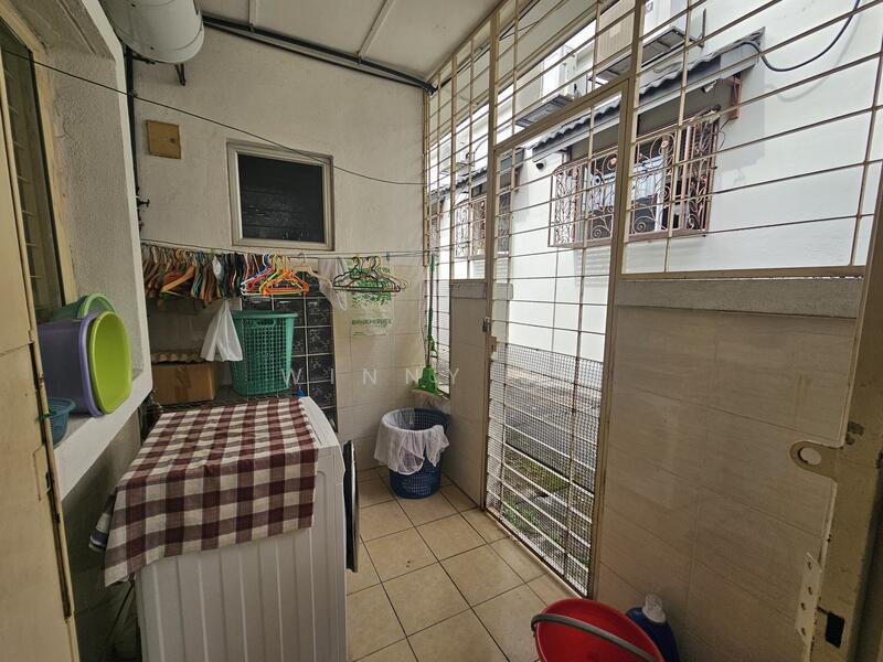 Bukit Jelutong untuk Untuk Dijual - RM 1,550,000, Feb 2026 - Balcony - PropertyGuru.com.my